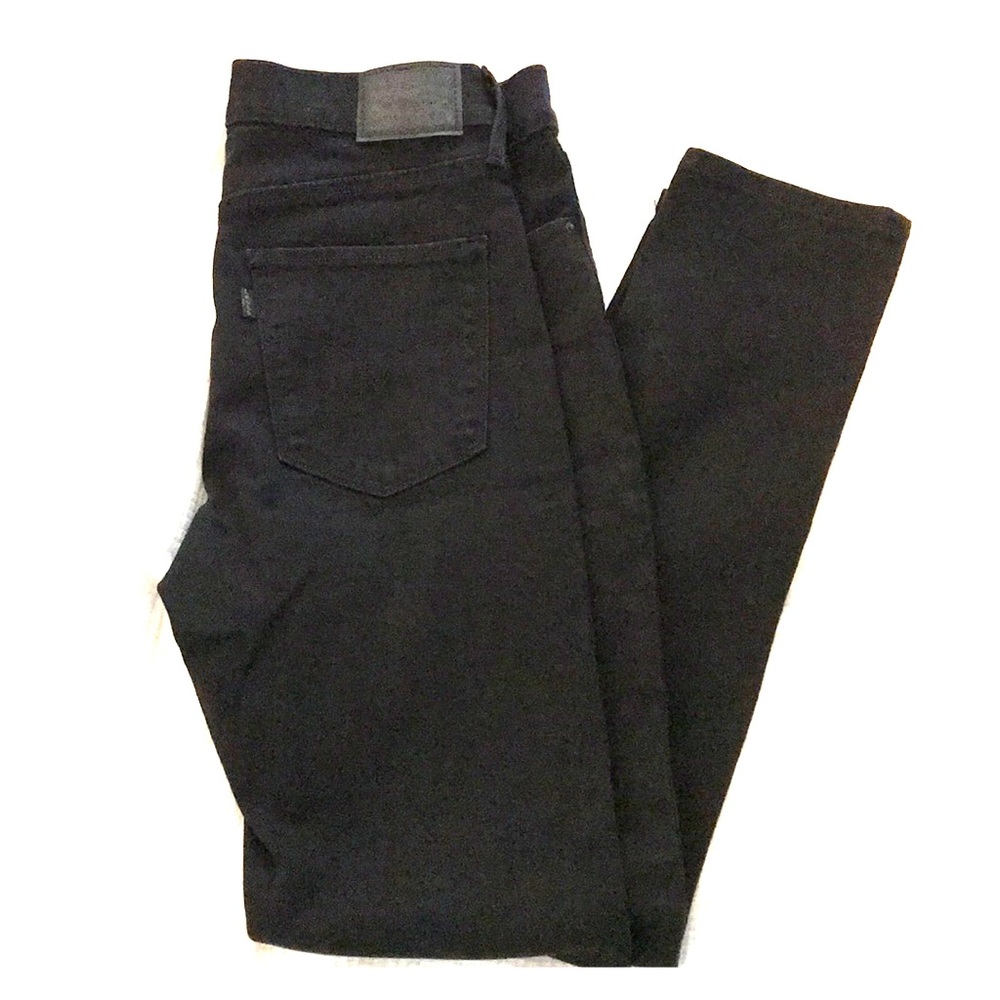 Levi’s 311 Shaping Skinny Jeans